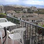 Casa Ferrari Bed & Breakfast 3*