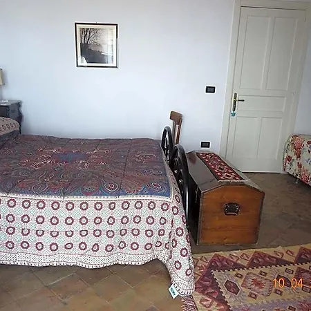 Bed & Breakfast Casa Ferrari 3*