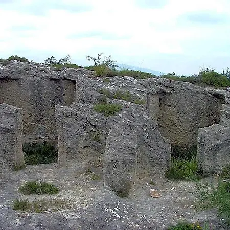Casa Ferrari ג'ראצ'ה