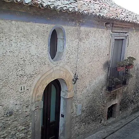 Casa Ferrari ג'ראצ'ה
