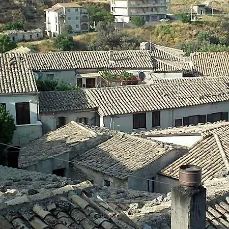 Casa Ferrari ג'ראצ'ה