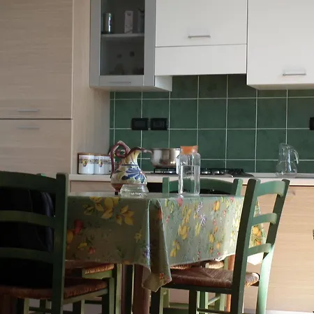 فندق مبيت وإفطار Casa Ferrari 3*