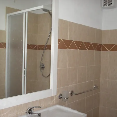 Casa Ferrari Bed & Breakfast 3*