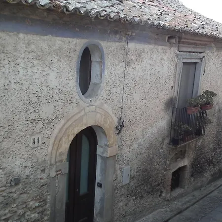 Casa Ferrari Bed & Breakfast