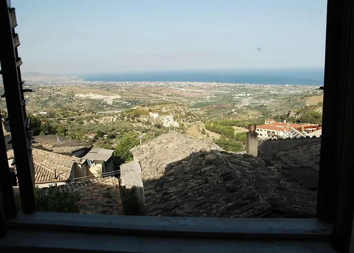 Casa Ferrari Bed & Breakfast 3*