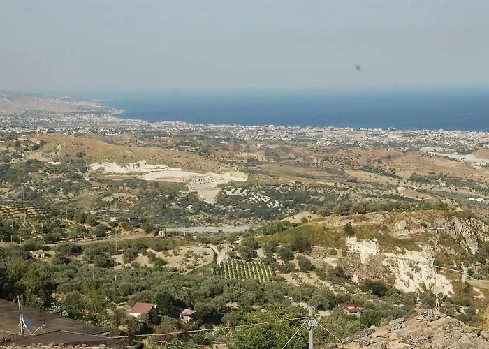 卡萨法拉利酒店