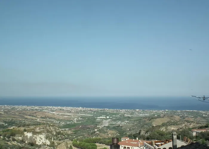 卡萨法拉利酒店 3*